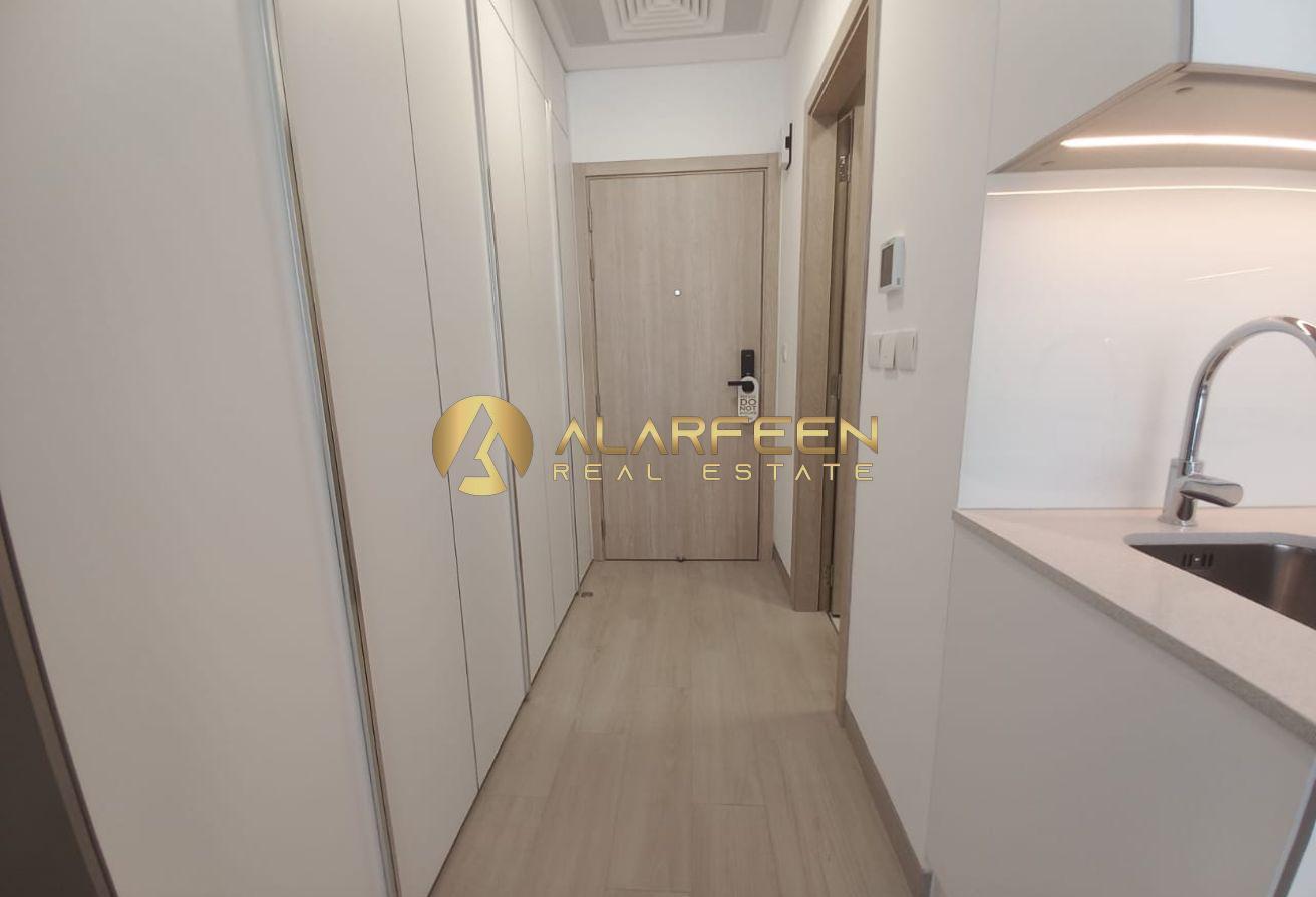 READY TO MOVE | FULLY FURNISHED | PRIME LOCATION photo 5