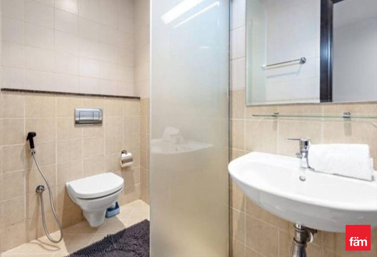 Ready To Move | Chiller Free | Fully Furnished photo 11