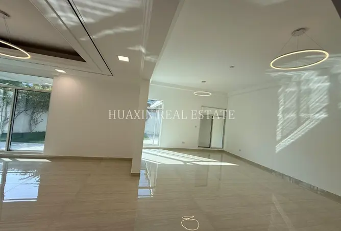 156922926 - Property Image 3