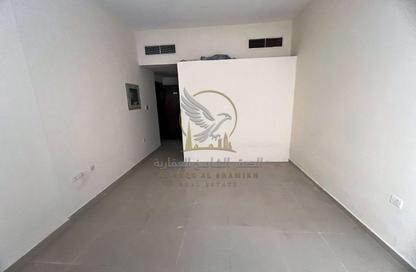 Apartment - Studio - 1 for rent in Al Butina 9 Building - Al Butina - Sharjah Apartment - Studio - 1 for rent in Al Butina 9 Building - Al Butina - Sharjah