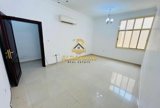 128832136 - Property Image 2