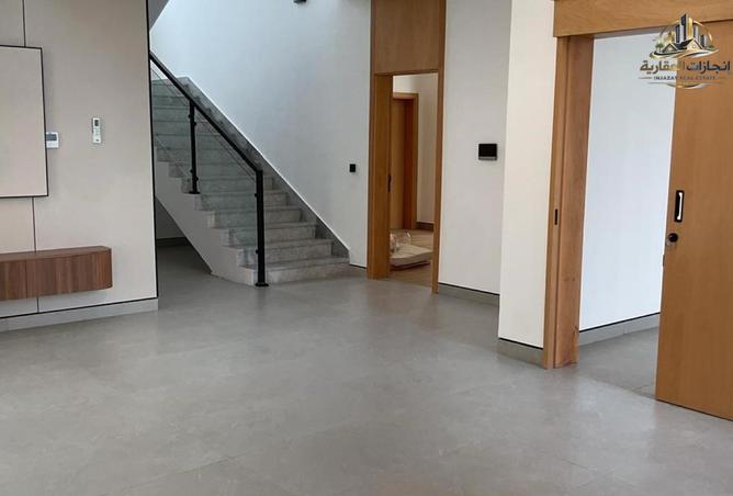 73113702 - Property Image 3