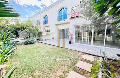 Villa - 4 Bedrooms - 4 Bathrooms for rent in Umm Suqeim 2 Villas - Umm Suqeim 2 - Umm Suqeim - Dubai Villa - 4 Bedrooms - 4 Bathrooms for rent in Umm Suqeim 2 Villas - Umm Suqeim 2 - Umm Suqeim - Dubai