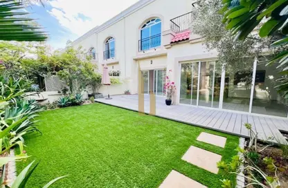 Villa - 4 Bedrooms - 4 Bathrooms for rent in Umm Suqeim 2 Villas - Umm Suqeim 2 - Umm Suqeim - Dubai