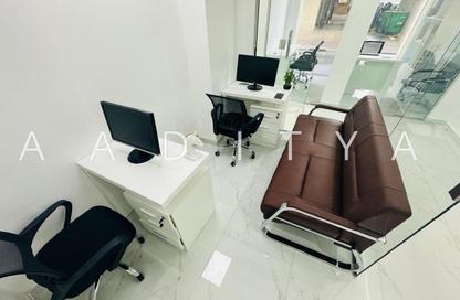 Office Space - Studio - 1 Bathroom for rent in Reem Residency - Al Karama - Dubai