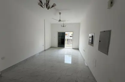 شقة - 2 غرف نوم - 2 حمامات للايجار في 3 المويهات - المويهات - عجمان شقة - 2 غرف نوم - 2 حمامات للايجار في 3 المويهات - المويهات - عجمان