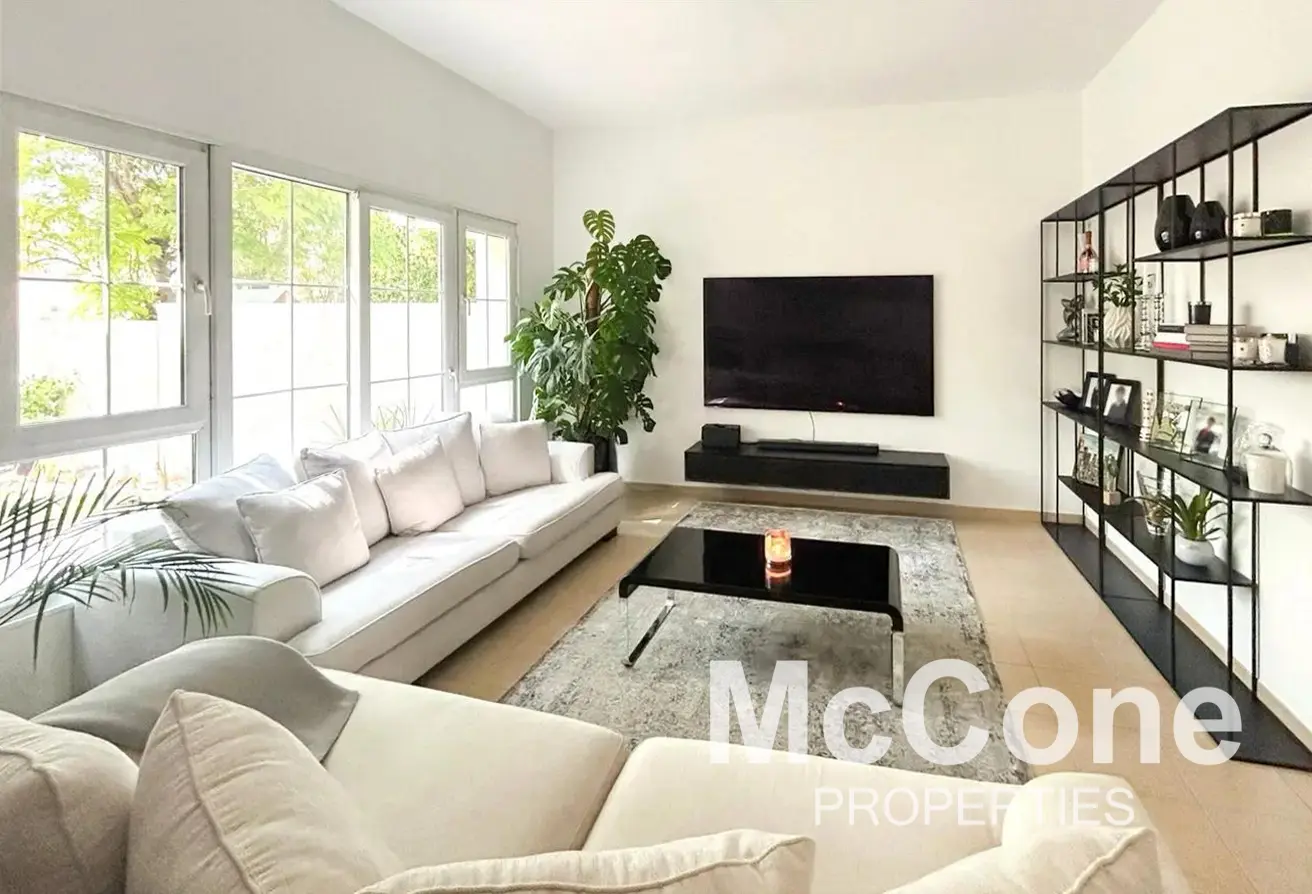 162800350 - Property Main Image