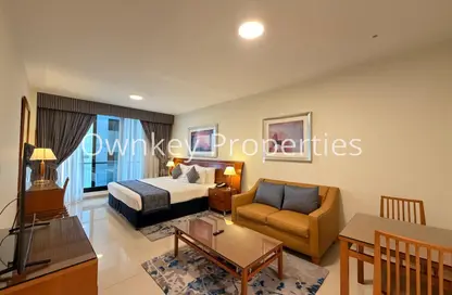 Apartment - Studio - 1 Bathroom for rent in Golden Sands 3 Hotel Apartments - Mankhool - Bur Dubai - Dubai