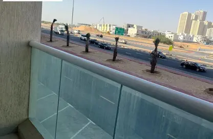 شقة - 2 غرف نوم - 3 حمامات للايجار في قرية الاميرة - الياسمين - عجمان