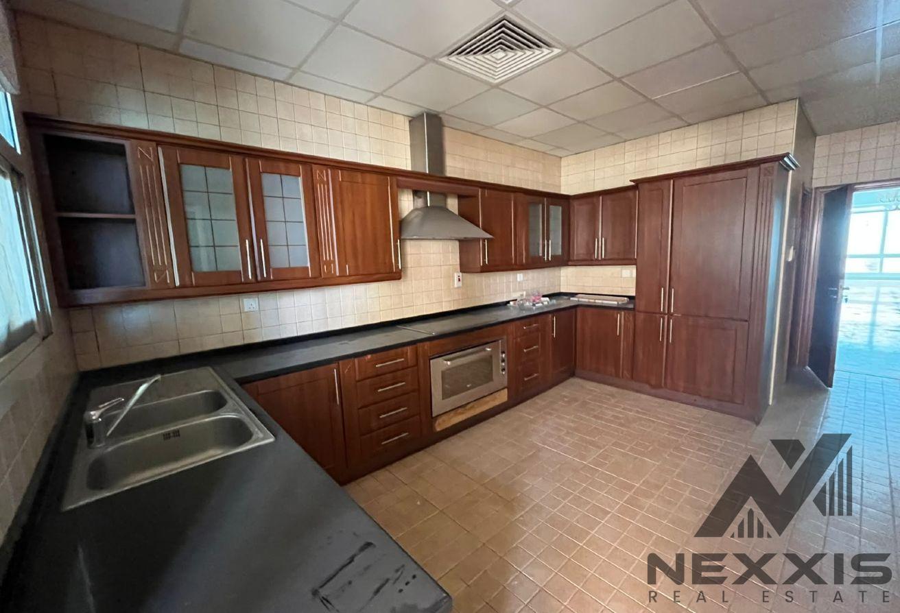 5 BED | PRIVATE POOL & GARDEN | AL BARSHA 1 photo 19