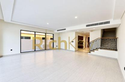 Townhouse - 5 - 6 for rent in Portofino - Damac Lagoons - Dubai