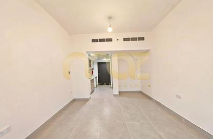 Apartment - Studio - 1 for rent in Reeman Living - Al Shamkha - Abu Dhabi