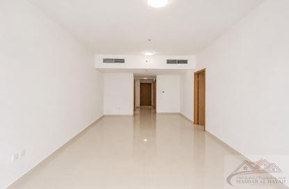 Apartment - 1 Bedroom - 2 Bathrooms for rent in Muwaileh 29 Building - Muwaileh - Sharjah