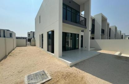 Villa - 4 Bedrooms - 5 Bathrooms for rent in Shams Townhouses - Town Square - Dubai