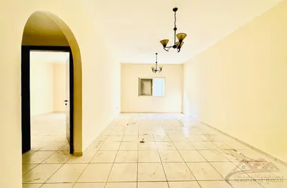 Apartment - 1 Bedroom - 2 Bathrooms for rent in Muwaileh 29 Building - Muwaileh - Sharjah