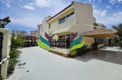 Villa - 5 Bedrooms - 5 Bathrooms for rent in Jumeirah 2 Villas - Jumeirah 2 - Jumeirah - Dubai