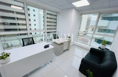 Office Space - Studio - 1 Bathroom for rent in Aspin Tower - Sheikh Zayed Road - Dubai
