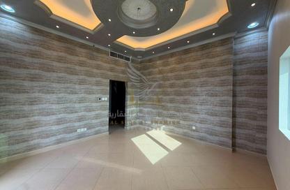 Duplex - 6 Bedrooms - 6 Bathrooms for rent in Al Majaz 1 - Al Majaz - Sharjah
