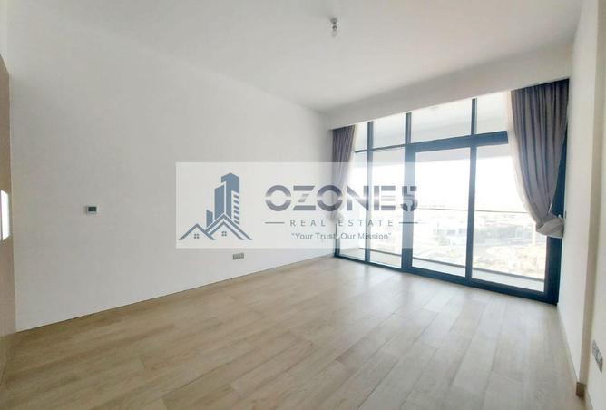 Huge Space, Burj View, Specious Studio photo 2