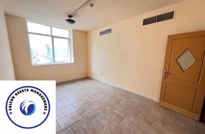 Apartment - 1 Bedroom - 1 Bathroom for rent in Al Dhahri Building - Al Shuwaiheen - Sharjah Apartment - 1 Bedroom - 1 Bathroom for rent in Al Dhahri Building - Al Shuwaiheen - Sharjah