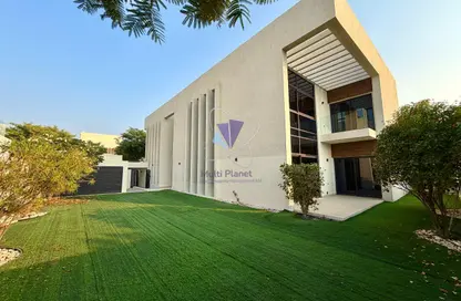 Villa - 4 Bedrooms - 7 Bathrooms for rent in West Yas - Yas Island - Abu Dhabi