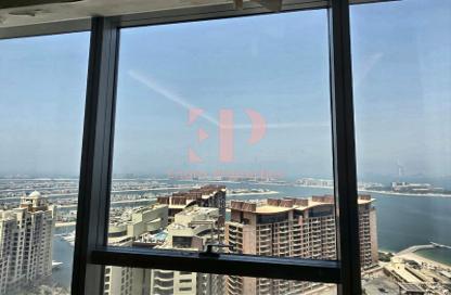 Apartment - 1 Bedroom - 2 Bathrooms for rent in The Palm Tower - Palm Jumeirah - Dubai