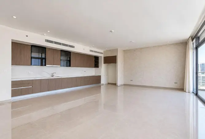 160534404 - Property Image 3