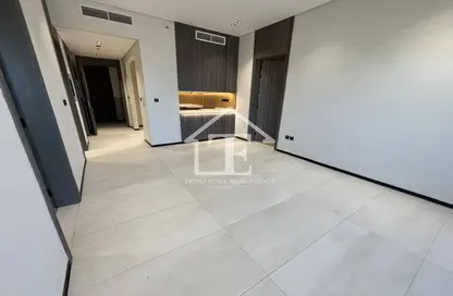 شقة - 2 غرف نوم - 3 حمامات للايجار في اميرالد فيجن تاور - مثلث قرية جميرا - دبي