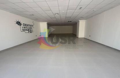 Shop - Studio for rent in Oud Metha - Bur Dubai - Dubai