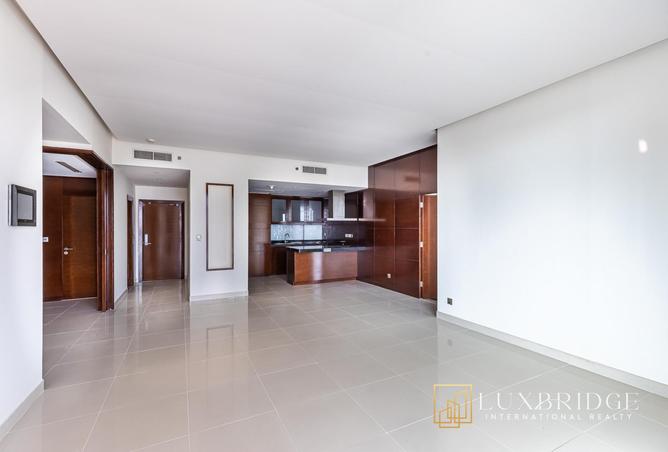 2OoyRGyBhLM - Property Main Image