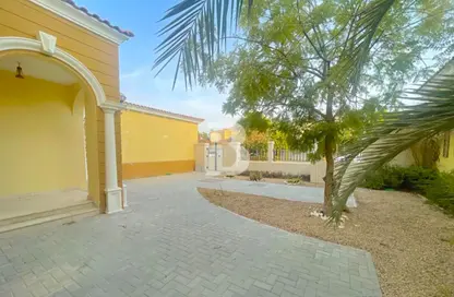 Villa - 3 Bedrooms - 4 Bathrooms for rent in Regional Large - Regional - Jumeirah Park - Dubai