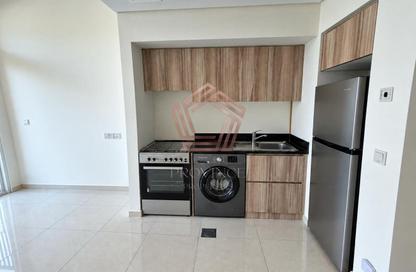 Apartment - 1 - 1 for rent in Golf Vita A - Golf Vita - Damac Hills - Dubai