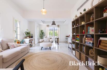 Villa - 3 Bedrooms - 3 Bathrooms for rent in Springs 2 - The Springs - Dubai Villa - 3 Bedrooms - 3 Bathrooms for rent in Springs 2 - The Springs - Dubai