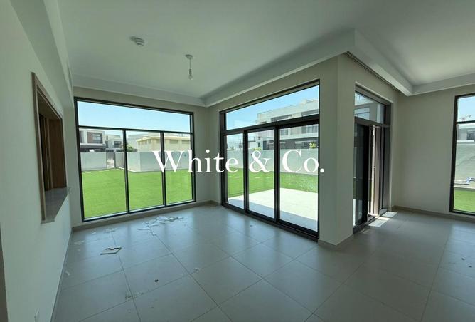 94006710 - Property Image 3