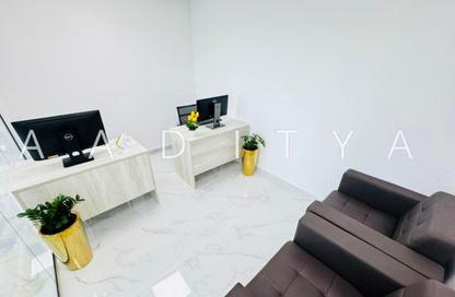 Retail - Studio - 1 for rent in Fatima Mohammad Ahmad Bin Suleiman Building - Al Raffa - Bur Dubai - Dubai