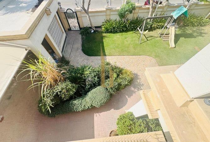 74233095 - Property Image 2