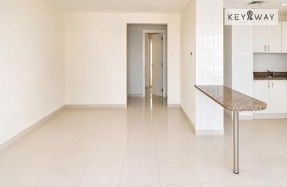 Villa - 2 Bedrooms - 3 Bathrooms for rent in Springs 2 - The Springs - Dubai Villa - 2 Bedrooms - 3 Bathrooms for rent in Springs 2 - The Springs - Dubai