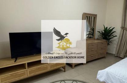 Apartment - Studio - 1 Bathroom for rent in Al Majaz 3 - Al Majaz - Sharjah Apartment - Studio - 1 Bathroom for rent in Al Majaz 3 - Al Majaz - Sharjah