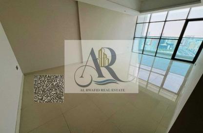 Apartment - 2 Bedrooms - 3 Bathrooms for sale in Gulfa Towers - Al Rashidiya 1 - Al Rashidiya - Ajman