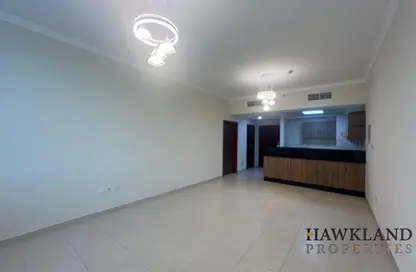 Apartment - 1 Bedroom - 2 Bathrooms for sale in Burj Al Nujoom - Downtown Dubai - Dubai