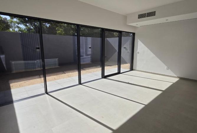 77393074 - صورة العقار 2