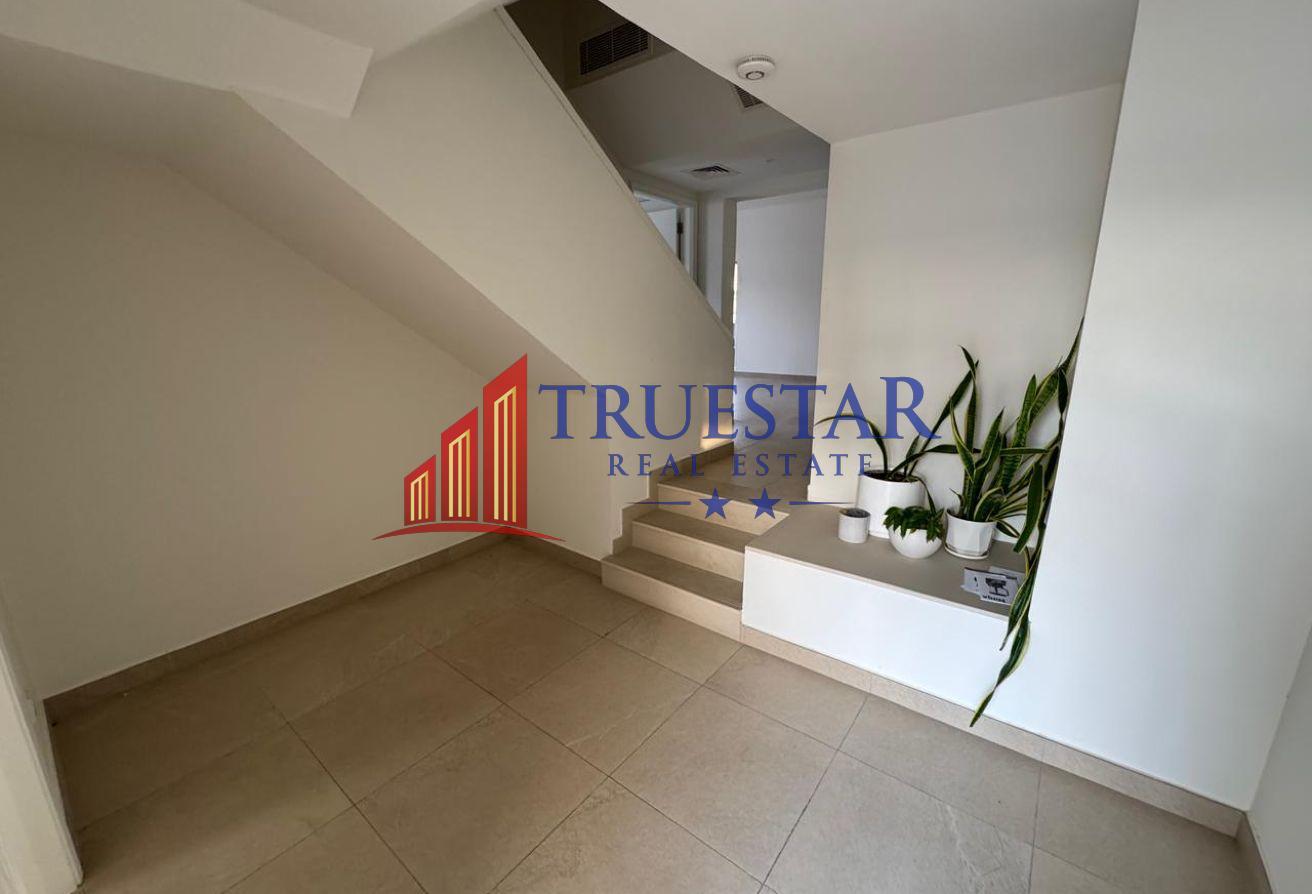 RENOVATED 4BR+STUDY+MAIDS SHARED POOL GYM COURT photo 6