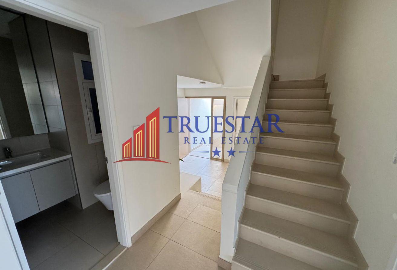 RENOVATED 4BR+STUDY+MAIDS SHARED POOL GYM COURT photo 7