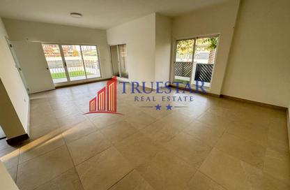Villa - 4 - 4 for rent in Jumeirah 2 Villas - Jumeirah 2 - Jumeirah - Dubai