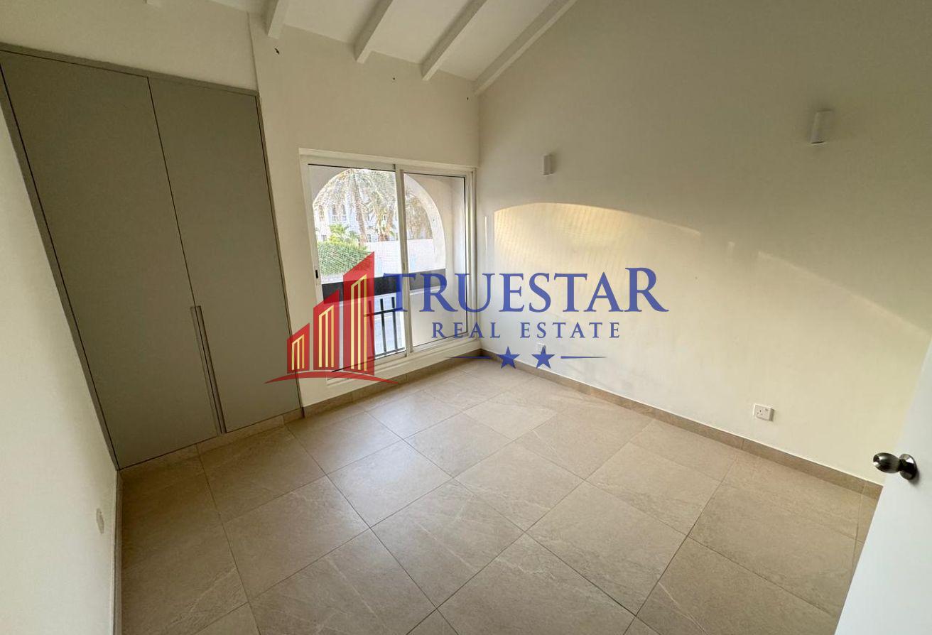 RENOVATED 4BR+STUDY+MAIDS SHARED POOL GYM COURT photo 9