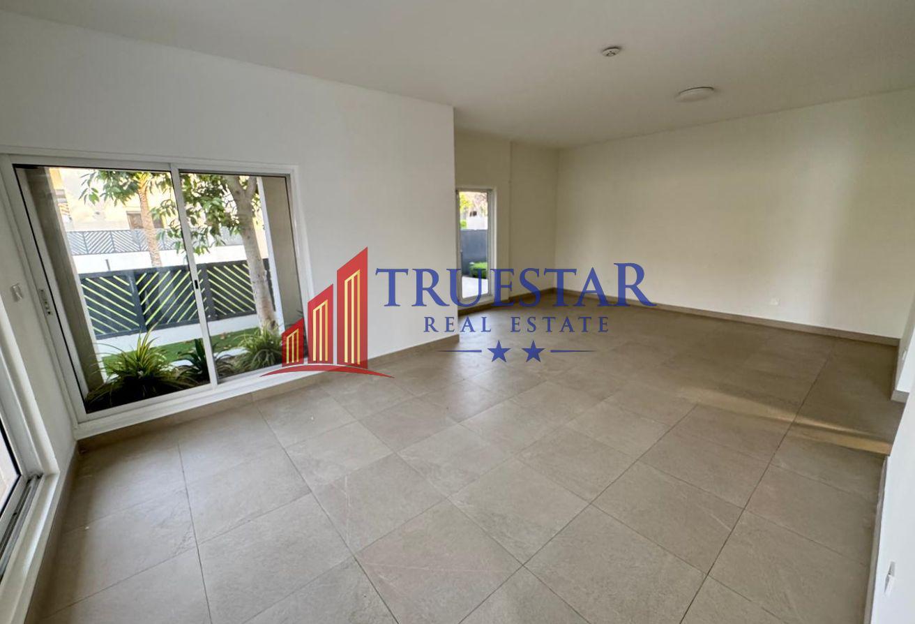 RENOVATED 4BR+STUDY+MAIDS SHARED POOL GYM COURT photo 4