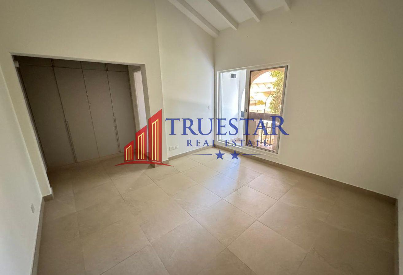 RENOVATED 4BR+STUDY+MAIDS SHARED POOL GYM COURT photo 11