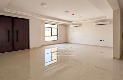 Villa - 7+ - 7+ for rent in Madinat Al Riyad - Abu Dhabi Villa - 7+ - 7+ for rent in Madinat Al Riyad - Abu Dhabi