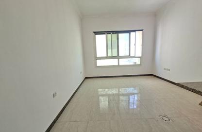 Apartment - Studio - 1 for rent in Fire Station Road - Muwaileh - Sharjah