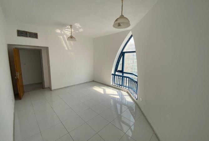 58588330 - Property Main Image